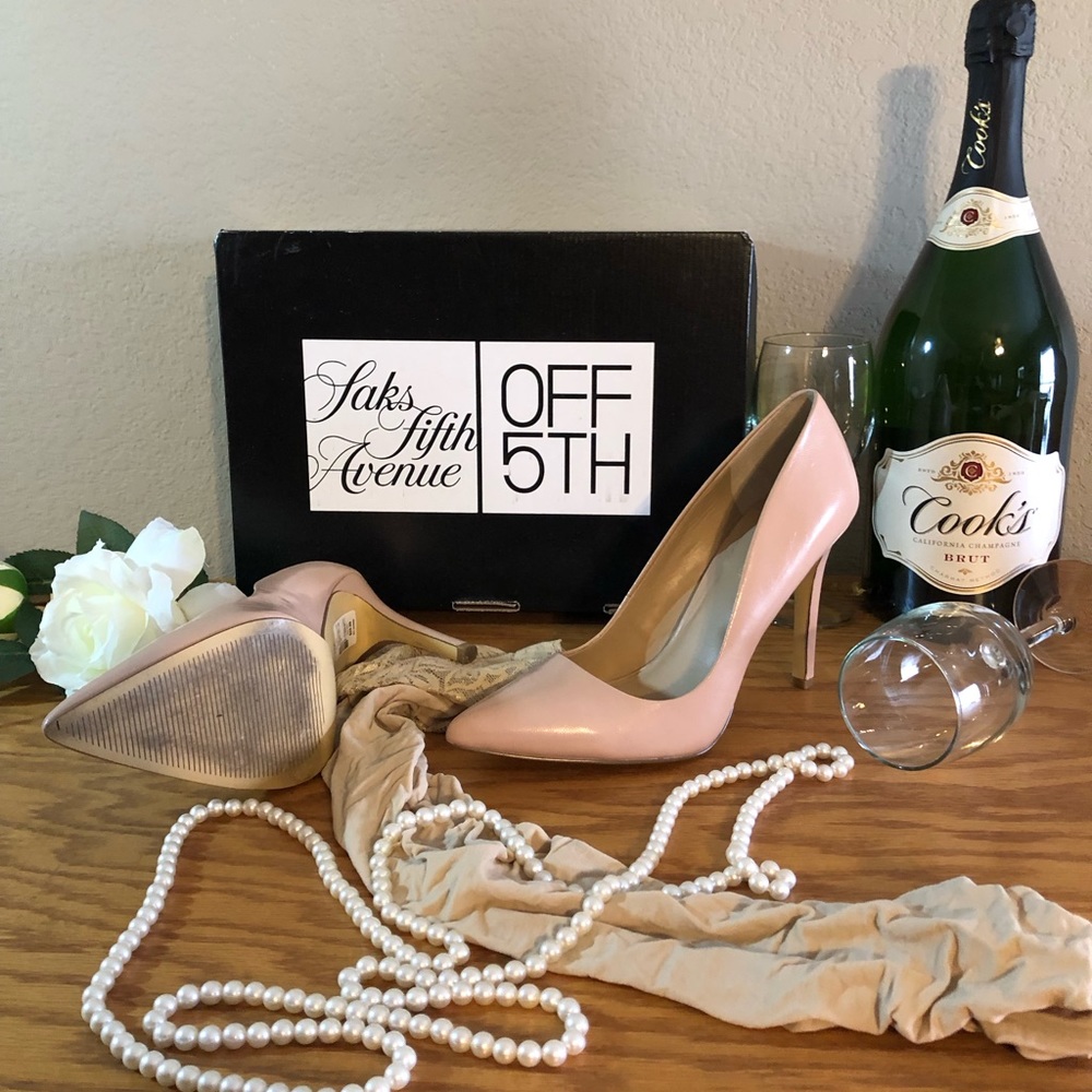 Saks Off 5th Avenue beige leather Cathy pumps.